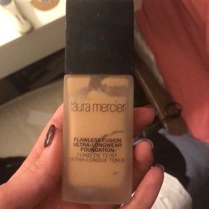 Laura mercier foundation